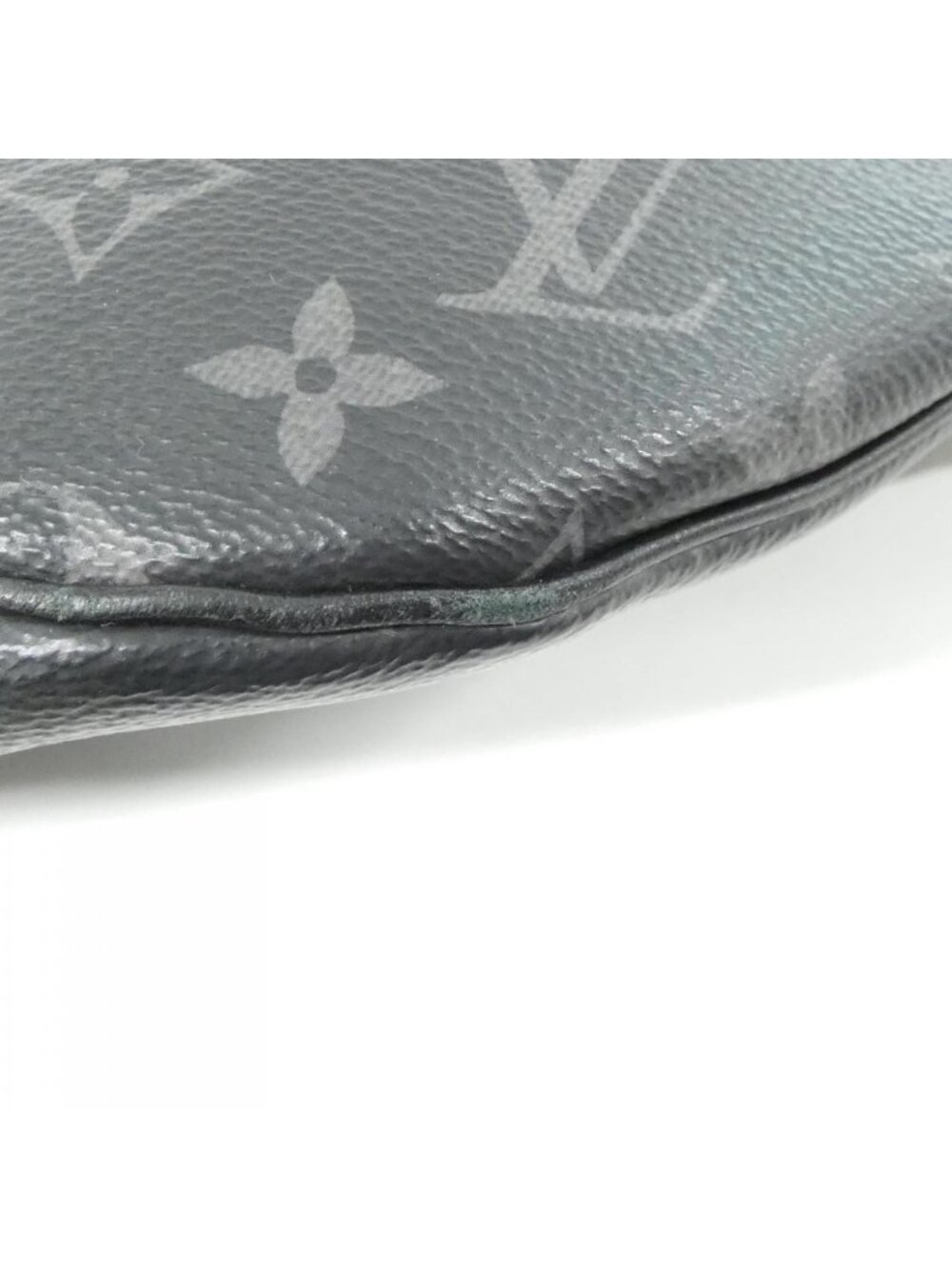 Louis Vuitton Monogram Eclipse Discovery Bum - Picture 3 of 10